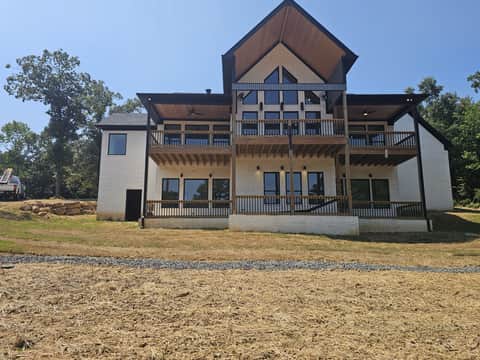 Cleaning and junk removal work by Xenya's LLC in Central Arkansas