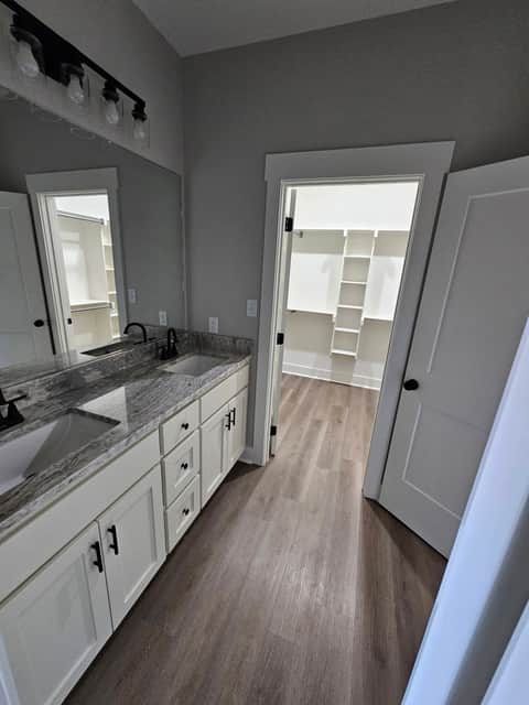 Cleaning and junk removal work by Xenya's LLC in Central Arkansas