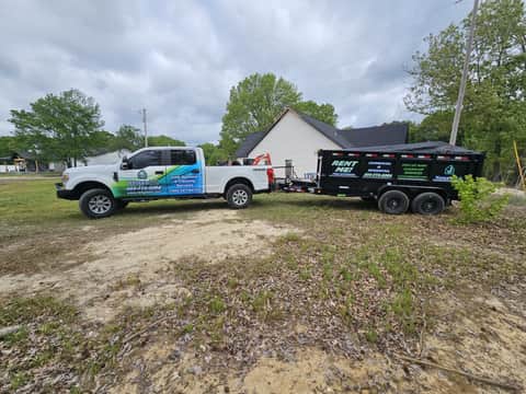 Cleaning and junk removal work by Xenya's LLC in Central Arkansas